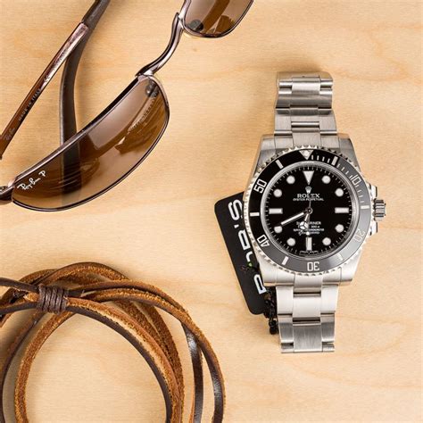 Rolex Submariner 114060 Review: Dive into Timeless Luxury .